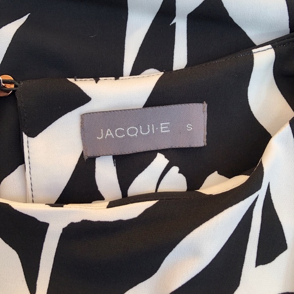 Jacqui E Dresses Jacqui E S Black White Floral Stretchy Dress